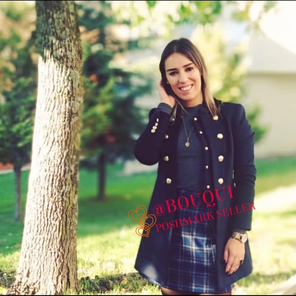 BLOGGERS FAV ZARA GOLD BUTTONED MILITARY BLAZER - Picture 5 of 7